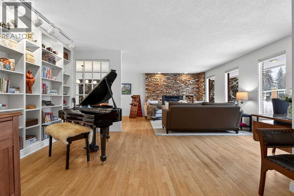 6913 Leaside Drive Sw, Calgary, Alberta  T3E 6H6 - Photo 7 - A2286625