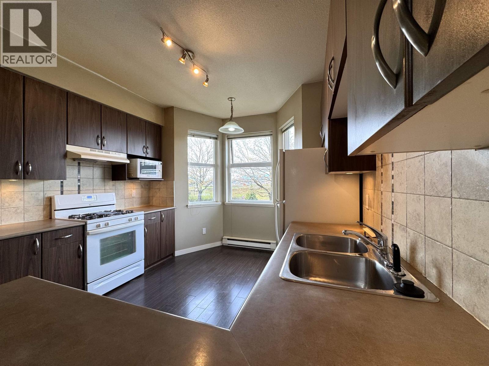 21 6099 Alder Street, Richmond, British Columbia  V6Y 0A8 - Photo 5 - R3112405