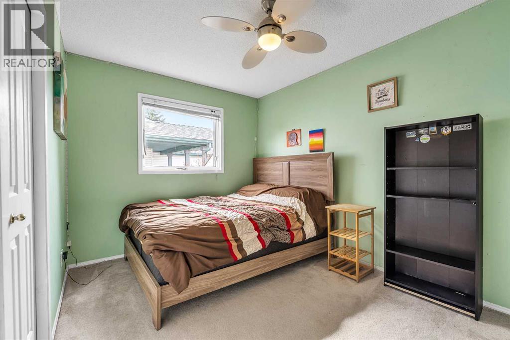 27 Bow Way, Cochrane, Alberta  T4C 1N1 - Photo 24 - A2302001