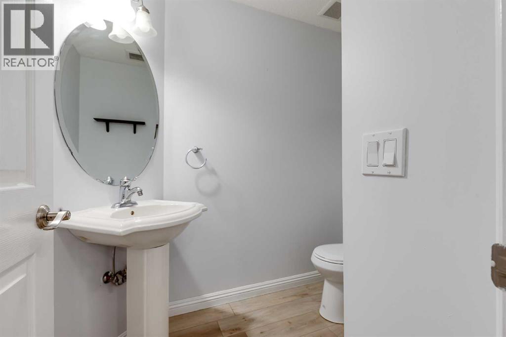 129 Sagewood Landing Sw, Airdrie, Alberta  T4B 3N4 - Photo 14 - A2302771