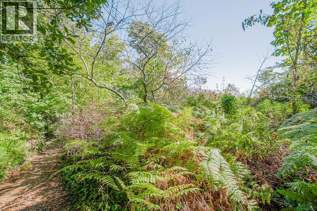 55 Passage Island, West Vancouver, British Columbia  V7W 1V7 - Photo 10 - R3113037