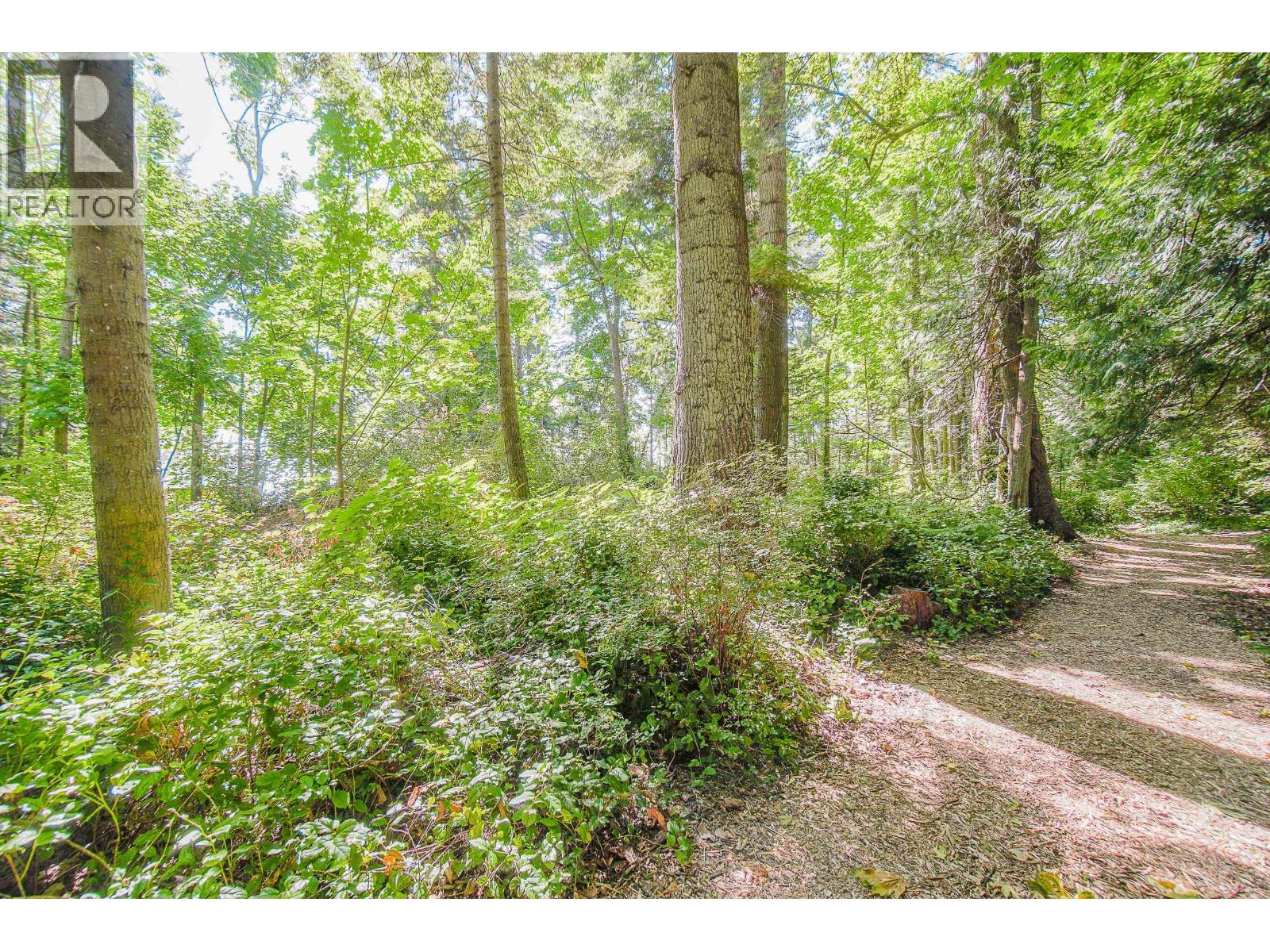 55 Passage Island, West Vancouver, British Columbia  V7W 1V7 - Photo 19 - R3113037