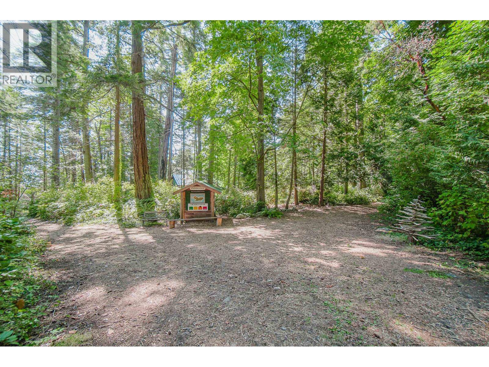 55 Passage Island, West Vancouver, British Columbia  V7W 1V7 - Photo 20 - R3113037