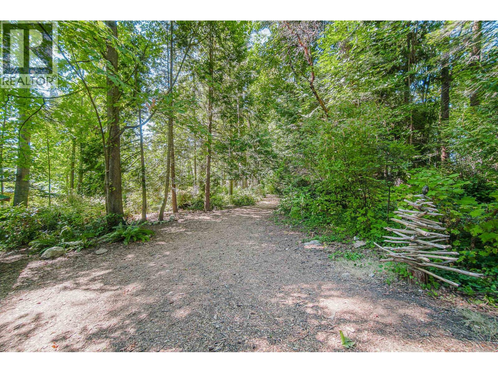 55 Passage Island, West Vancouver, British Columbia  V7W 1V7 - Photo 21 - R3113037