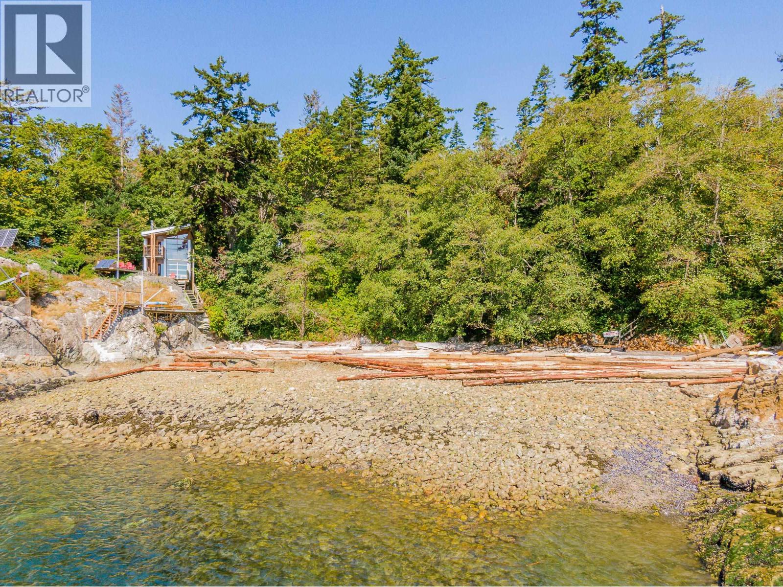 55 Passage Island, West Vancouver, British Columbia  V7W 1V7 - Photo 24 - R3113037