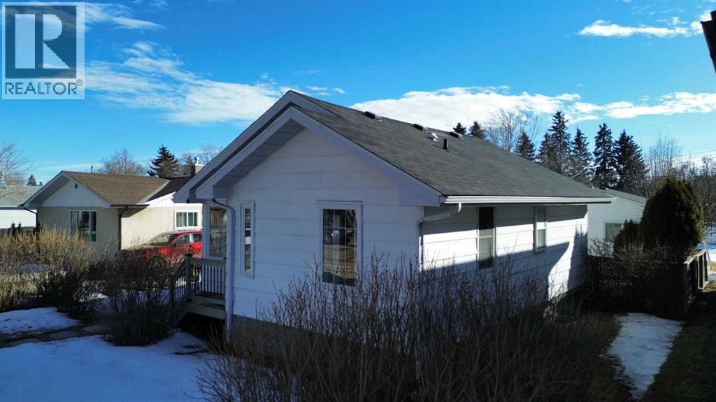 5213 55 Avenue, Ponoka, Alberta  T4J 1G9 - Photo 24 - A2294423