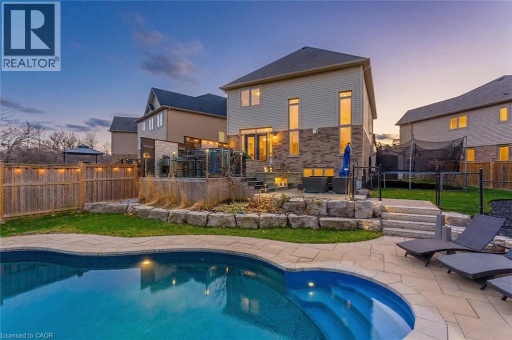 168 Echovalley Drive, Stoney Creek, Ontario  L8J 0H2 - Photo 3 - 40818101