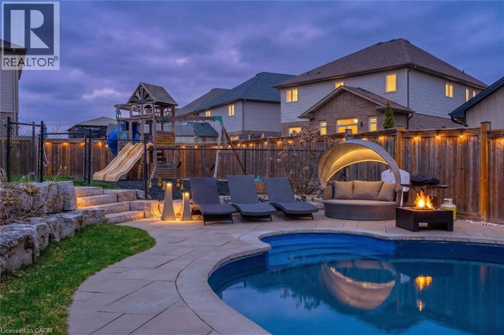 168 Echovalley Drive, Stoney Creek, Ontario  L8J 0H2 - Photo 4 - 40818101