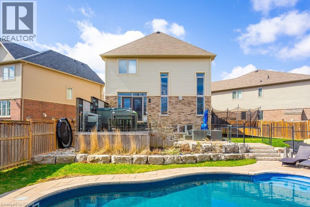 168 Echovalley Drive, Stoney Creek, Ontario  L8J 0H2 - Photo 8 - 40818101