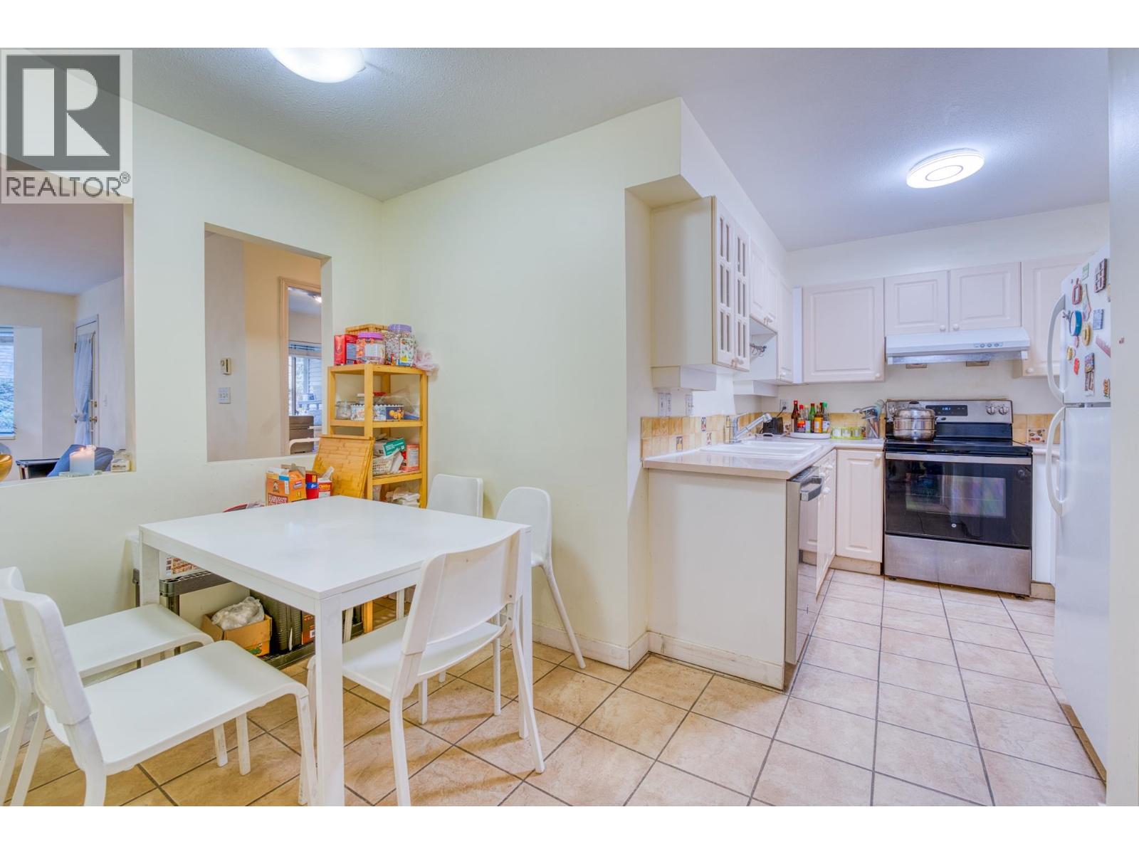 207 3738 Norfolk Street, Burnaby, British Columbia  V5G 4V4 - Photo 6 - R3099977