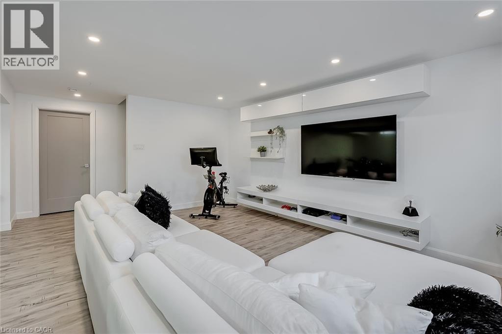 168 Echovalley Drive, Stoney Creek, Ontario  L8J 0H2 - Photo 43 - 40818101