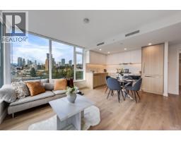 809 318 ALDERSON AVENUE, Coquitlam, British Columbia