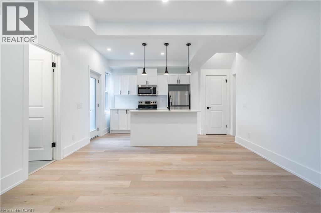 204 Balsam Avenue S, Hamilton, Ontario  L8M 3B8 - Photo 10 - 40816324