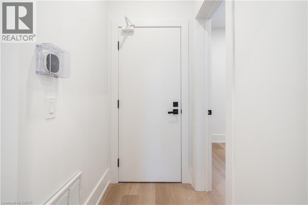 204 Balsam Avenue S, Hamilton, Ontario  L8M 3B8 - Photo 6 - 40816324