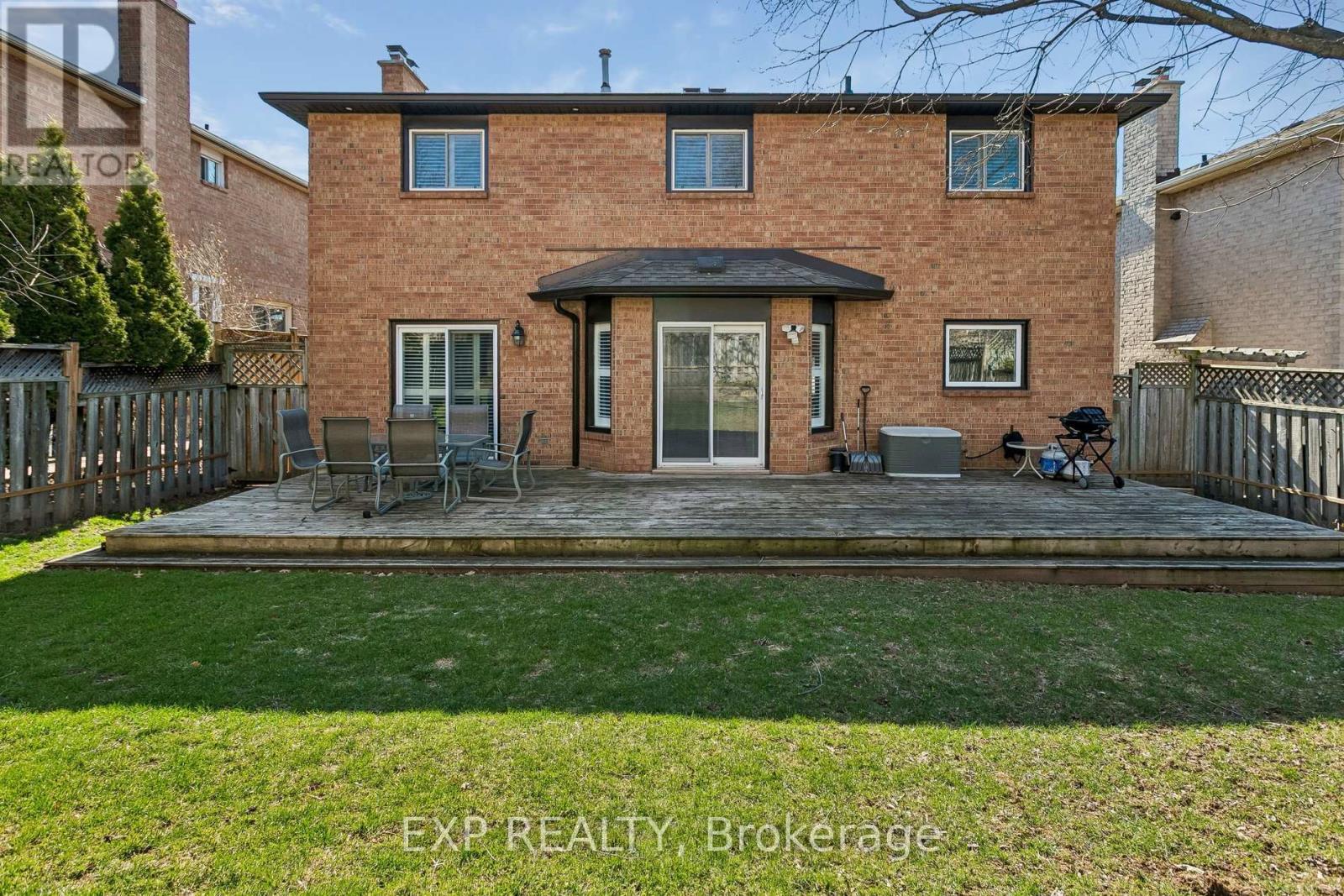 209 Nottingham Drive, Oakville, Ontario  L6H 4H7 - Photo 48 - W12811466