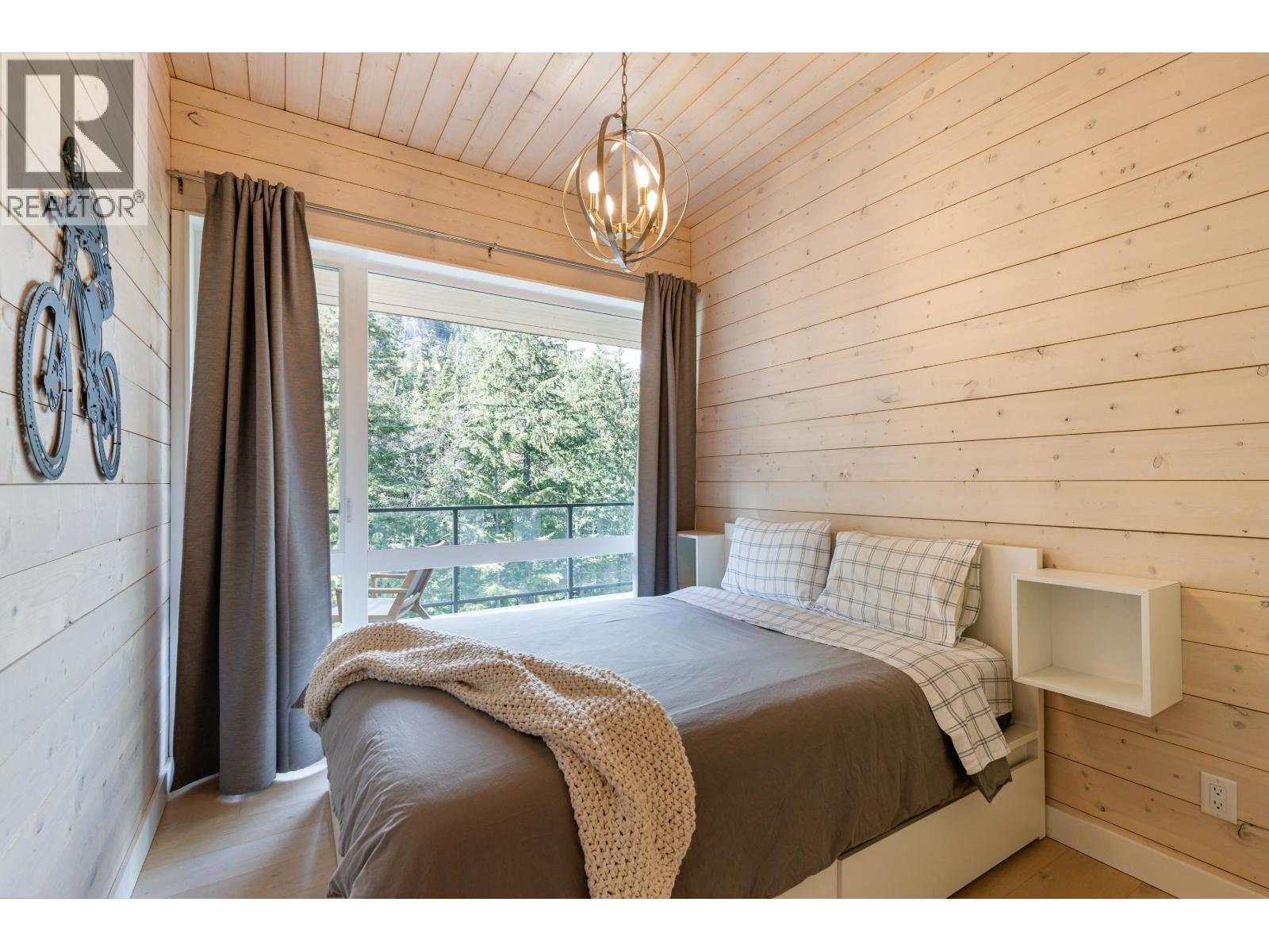 9111 Riverside Drive, Whistler, British Columbia  V0N 1B9 - Photo 21 - R3113031