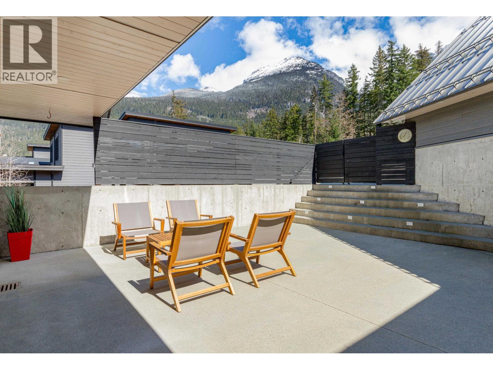 9111 Riverside Drive, Whistler, British Columbia  V0N 1B9 - Photo 30 - R3113031