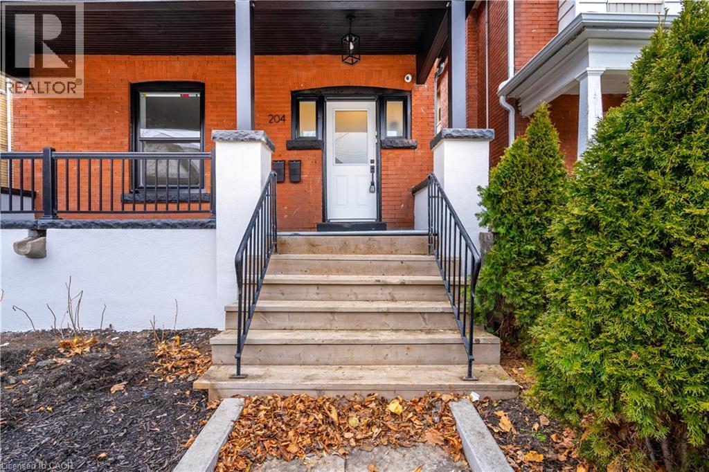 204 Balsam Avenue S, Hamilton, Ontario  L8M 3B8 - Photo 3 - 40815453
