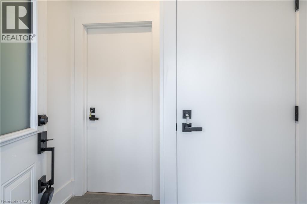 204 Balsam Avenue S, Hamilton, Ontario  L8M 3B8 - Photo 5 - 40815453