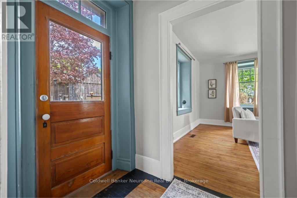 52 Brock Road S, Puslinch, Ontario  N0B 2J0 - Photo 3 - X13015262