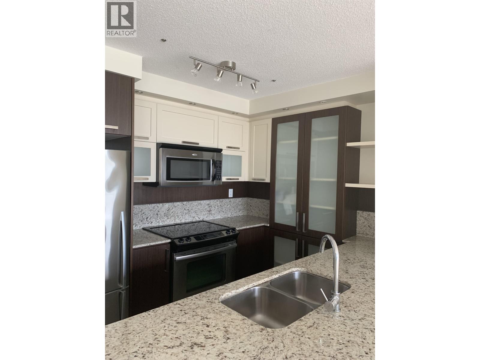 1406 2980 Atlantic Avenue, Coquitlam, British Columbia  V3B 0G2 - Photo 3 - R3113038