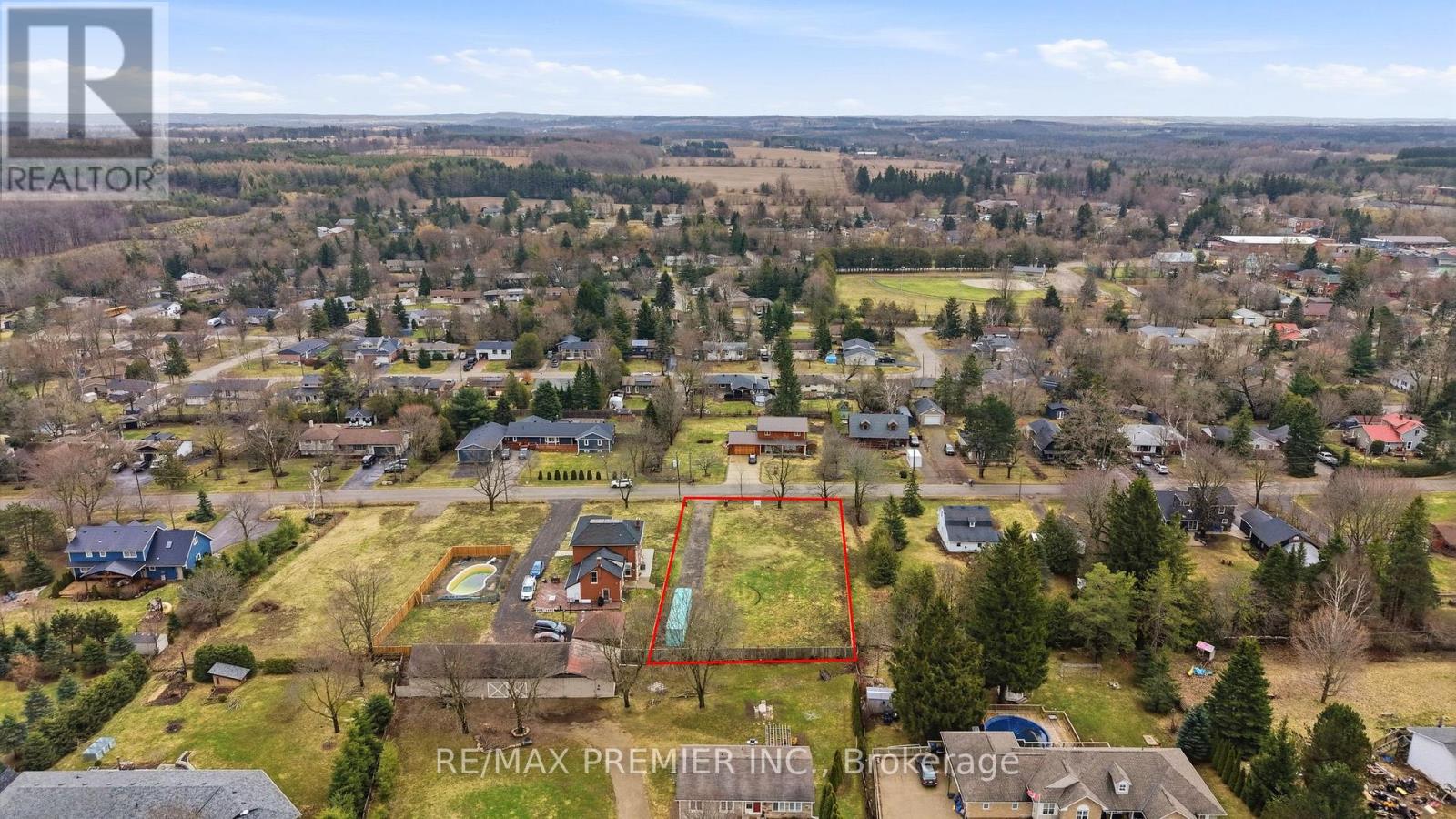 10 ORANGEVILLE STREET, Erin, Ontario