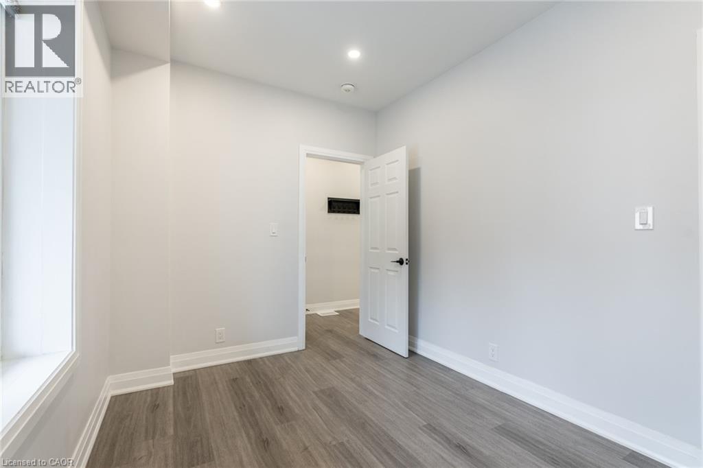 536 Cannon Street E, Hamilton, Ontario  L8L 2E9 - Photo 11 - 40813527