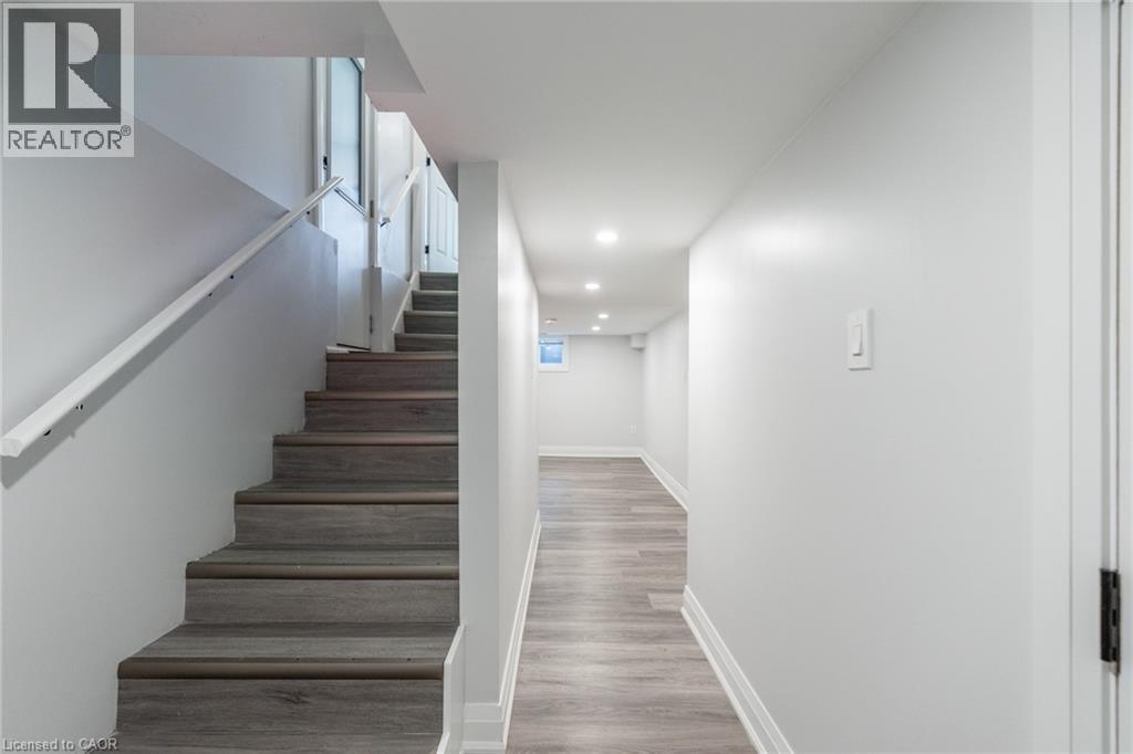 536 Cannon Street E, Hamilton, Ontario  L8L 2E9 - Photo 13 - 40813527