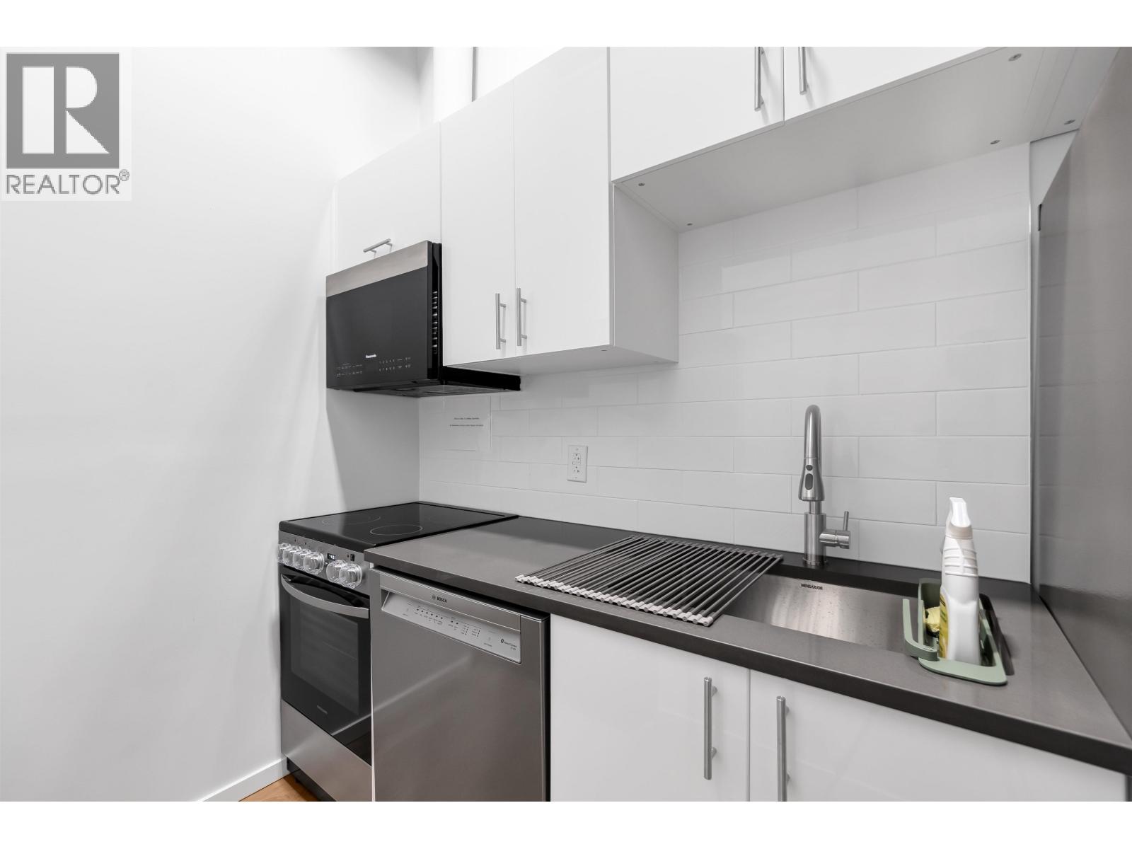 1613 Capilano Road, North Vancouver, British Columbia  V7P 0E5 - Photo 16 - C8078019