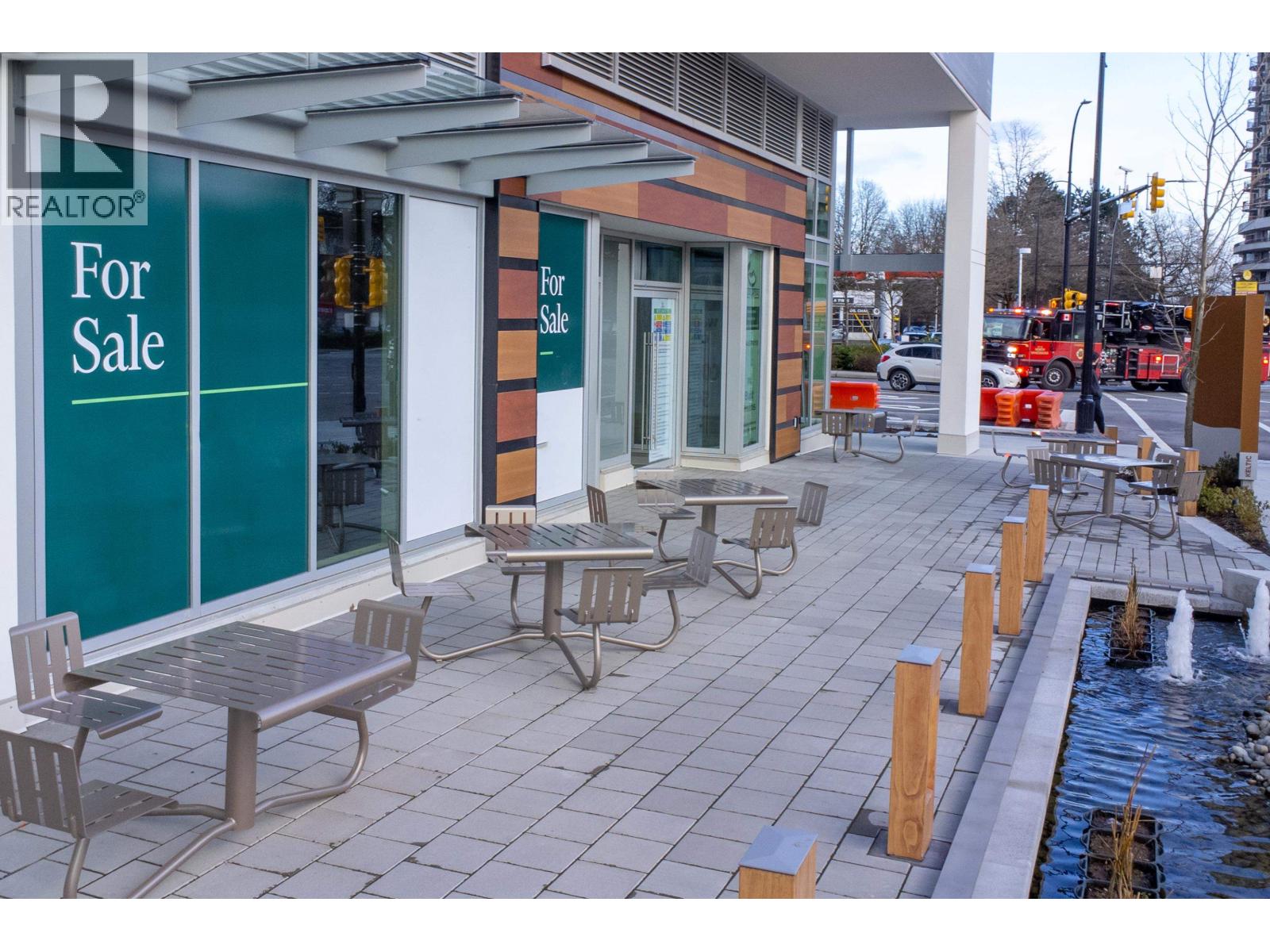 1613 Capilano Road, North Vancouver, British Columbia  V7P 0E5 - Photo 2 - C8078019