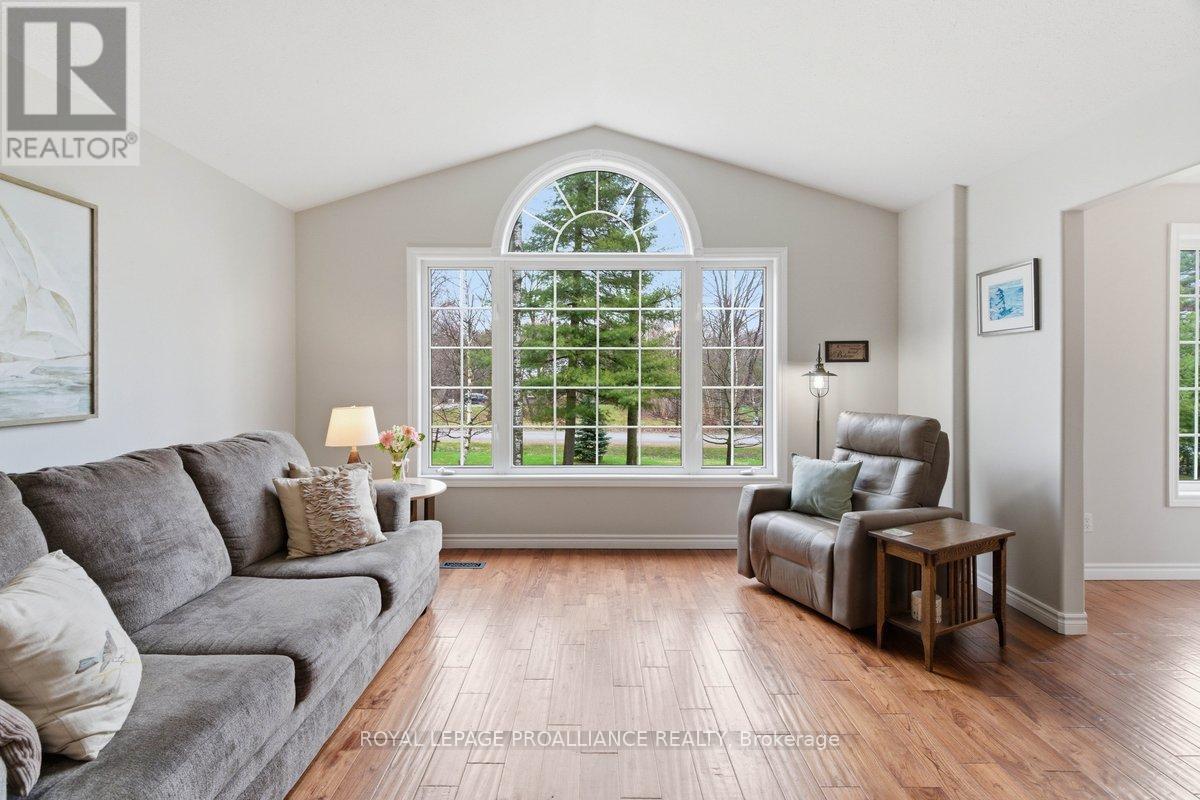 80 Whispering Woods Drive, Quinte West, Ontario  K8V 5P7 - Photo 16 - X13014424