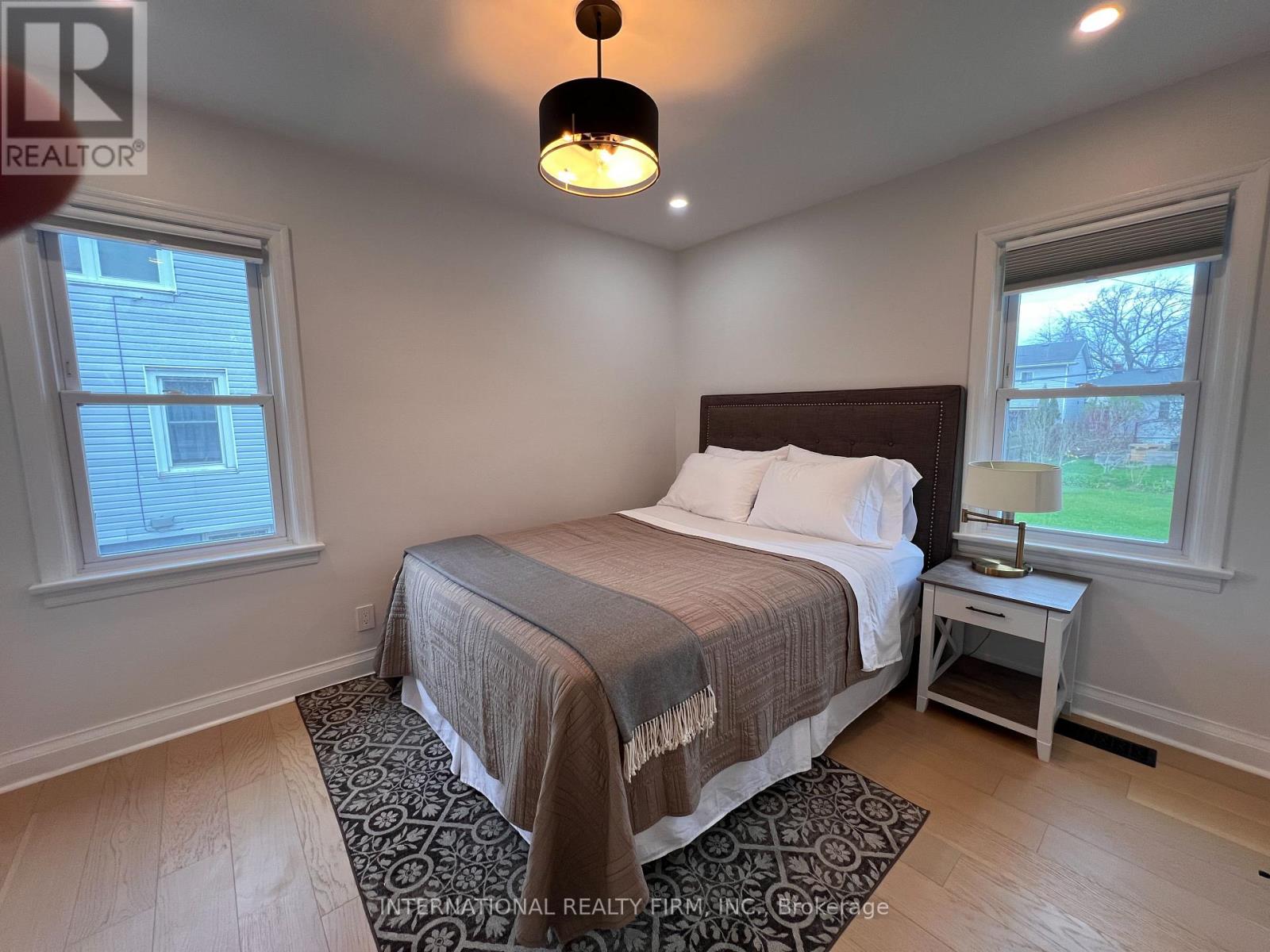 9 Admiral Road, St. Catharines, Ontario  L2P 1G4 - Photo 8 - X13015256