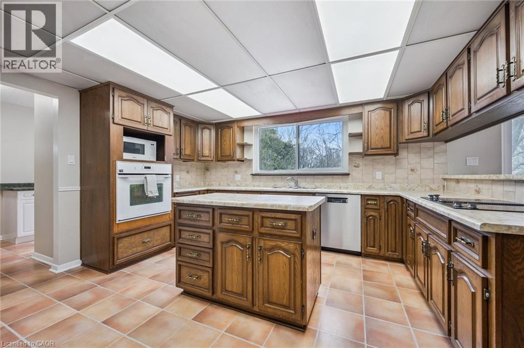 124 Autumn Hill Crescent, Kitchener, Ontario  N2N 1K7 - Photo 12 - 40816352