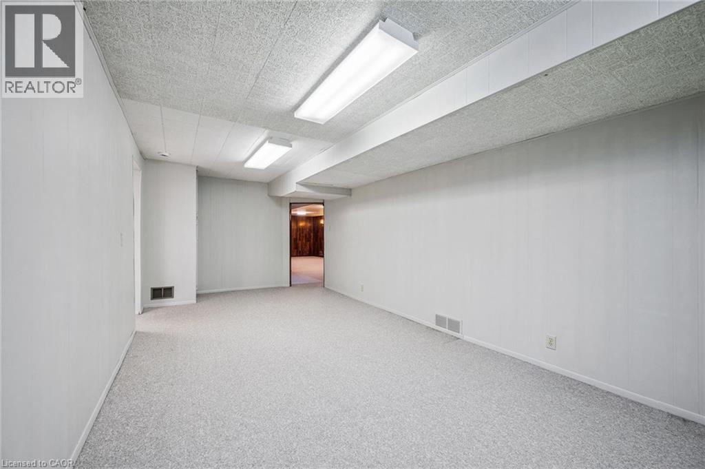 124 Autumn Hill Crescent, Kitchener, Ontario  N2N 1K7 - Photo 36 - 40816352