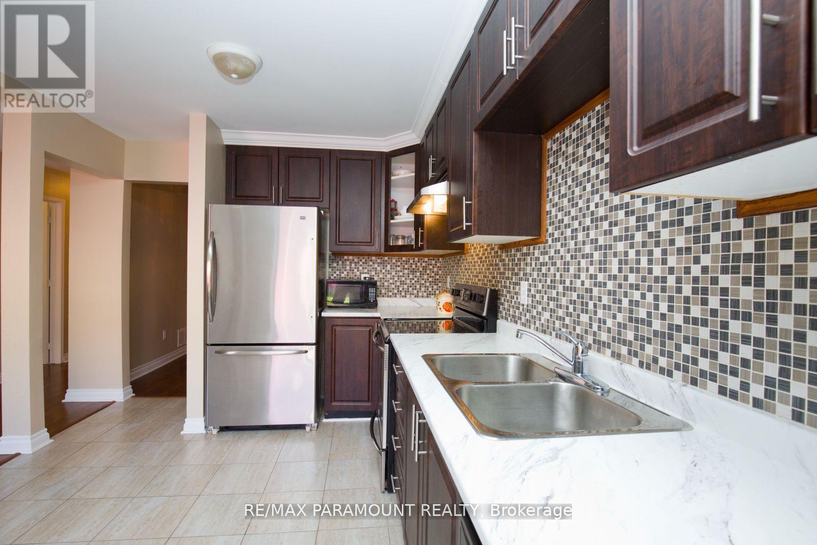 Upper - 29 Muirland Crescent, Brampton, Ontario  L6X 4P4 - Photo 13 - W13015140