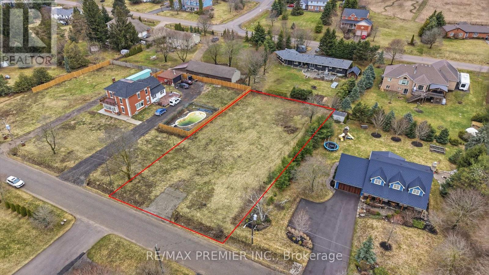 14 Orangeville Street, Erin, Ontario  N0B 1Z0 - Photo 2 - X13013384