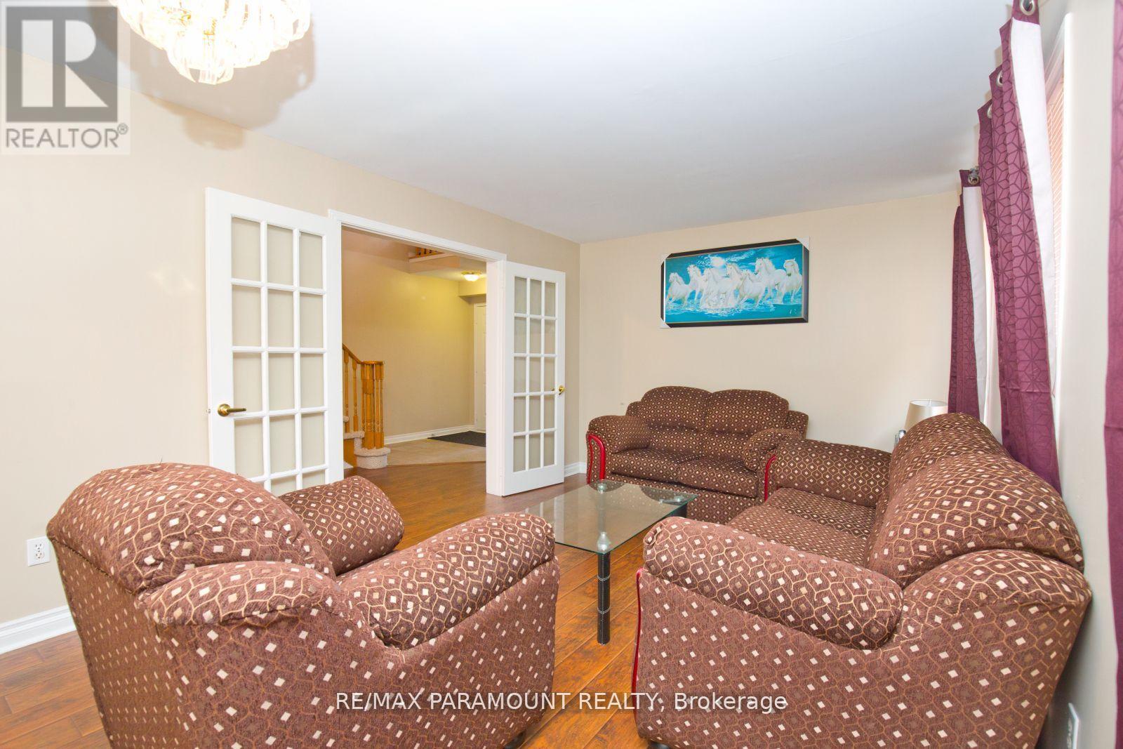 Upper - 29 Muirland Crescent, Brampton, Ontario  L6X 4P4 - Photo 8 - W13015140