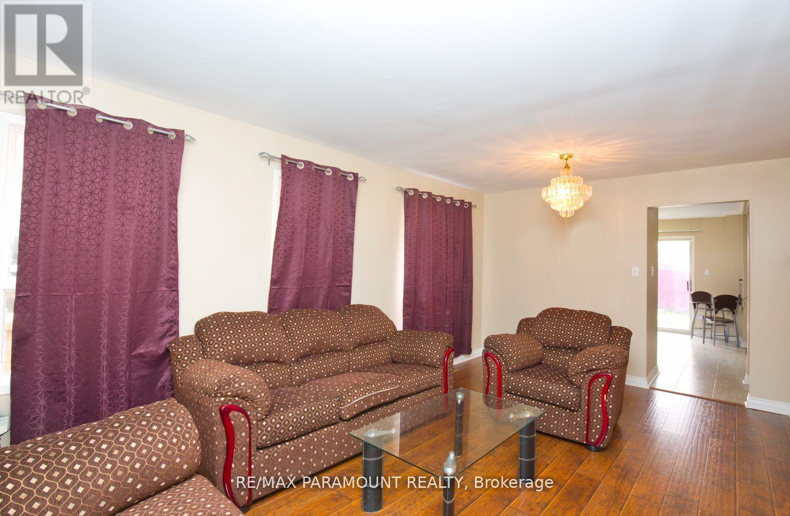 Upper - 29 Muirland Crescent, Brampton, Ontario  L6X 4P4 - Photo 6 - W13015140
