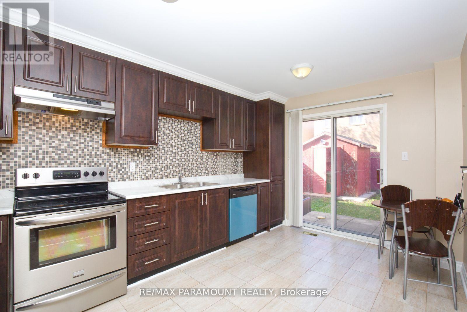 Upper - 29 Muirland Crescent, Brampton, Ontario  L6X 4P4 - Photo 12 - W13015140