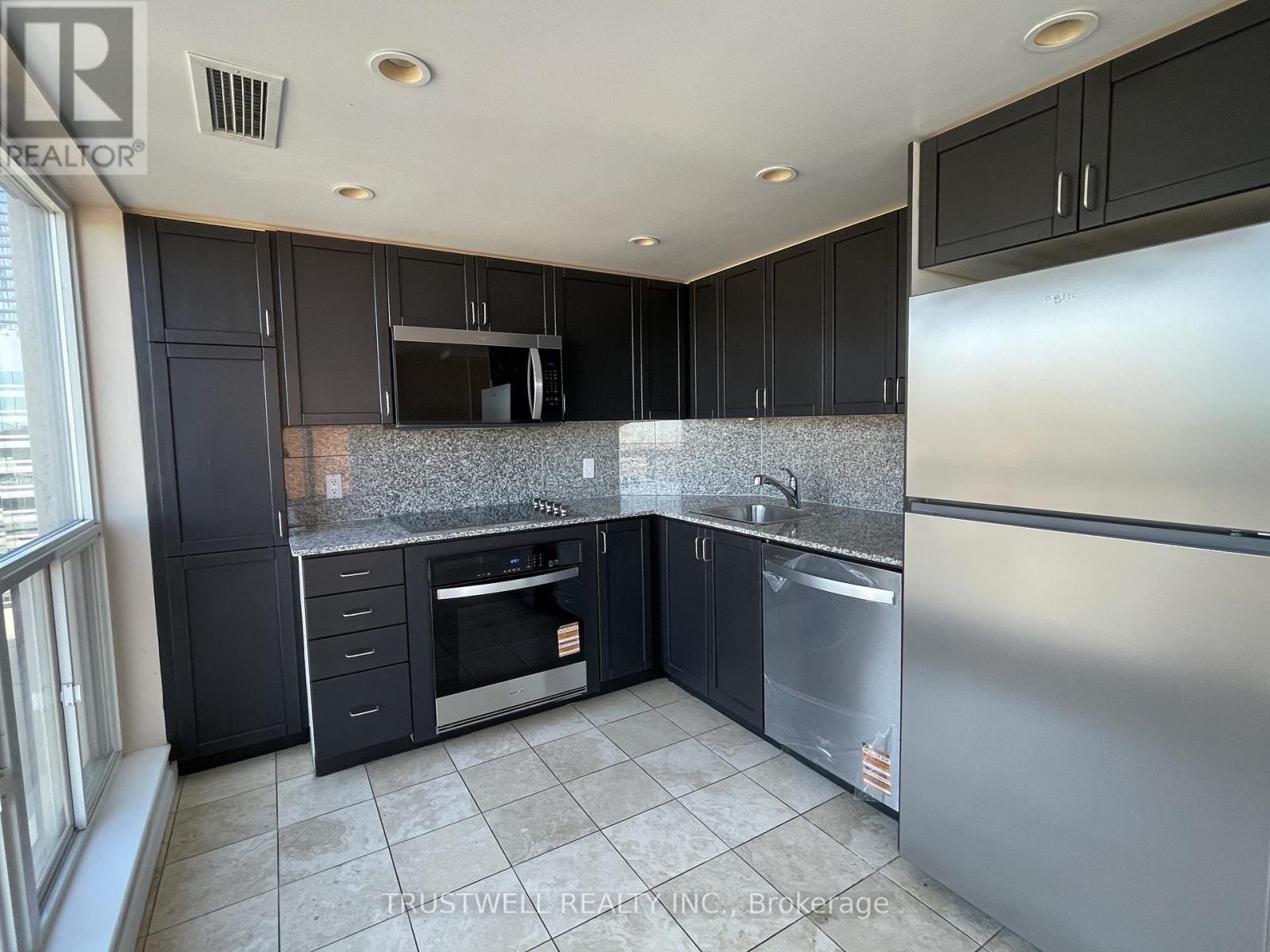 1905 - 8 Park Road, Toronto, Ontario  M4W 3S5 - Photo 12 - C13003518