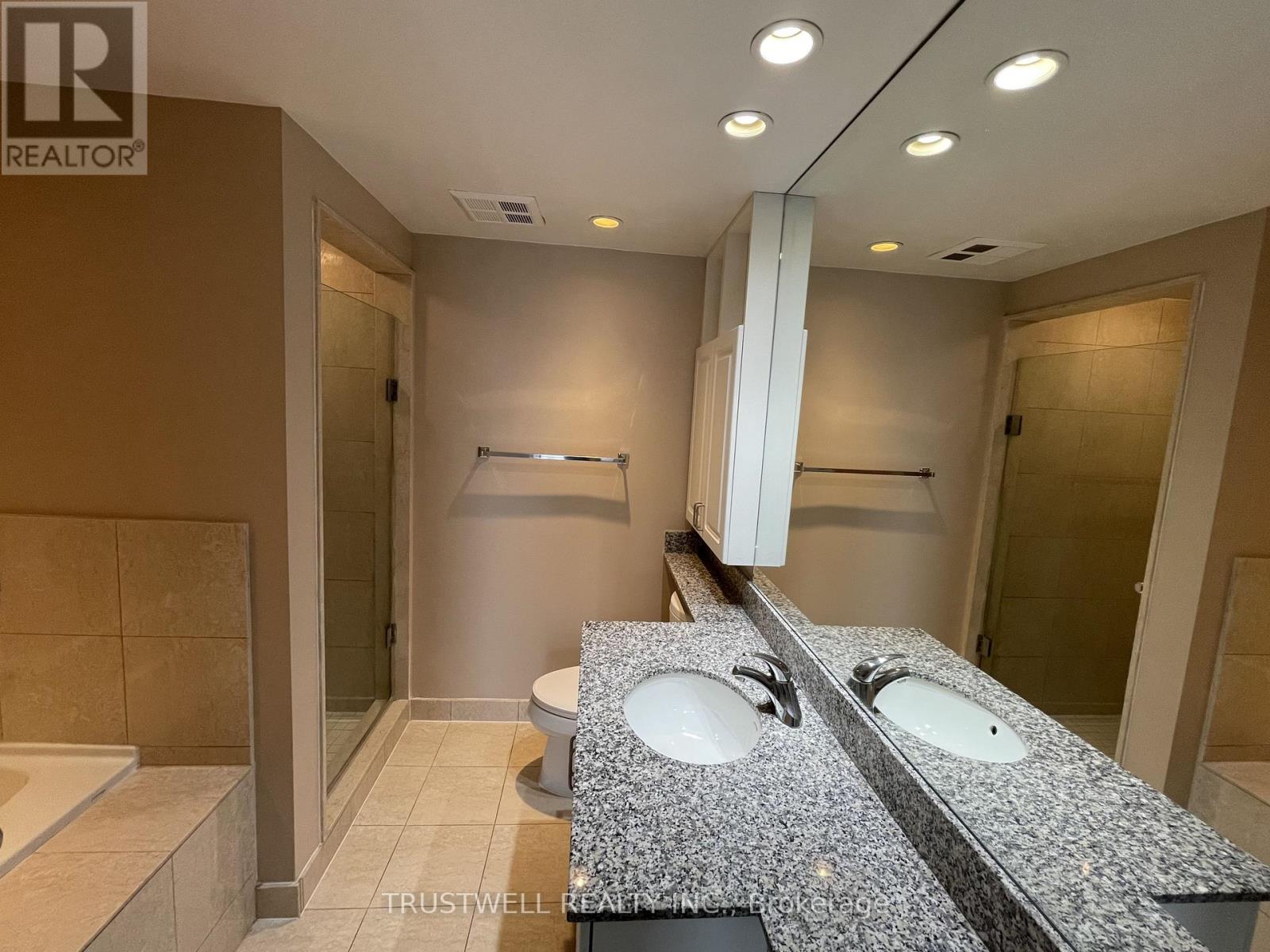 1905 - 8 Park Road, Toronto, Ontario  M4W 3S5 - Photo 15 - C13003518