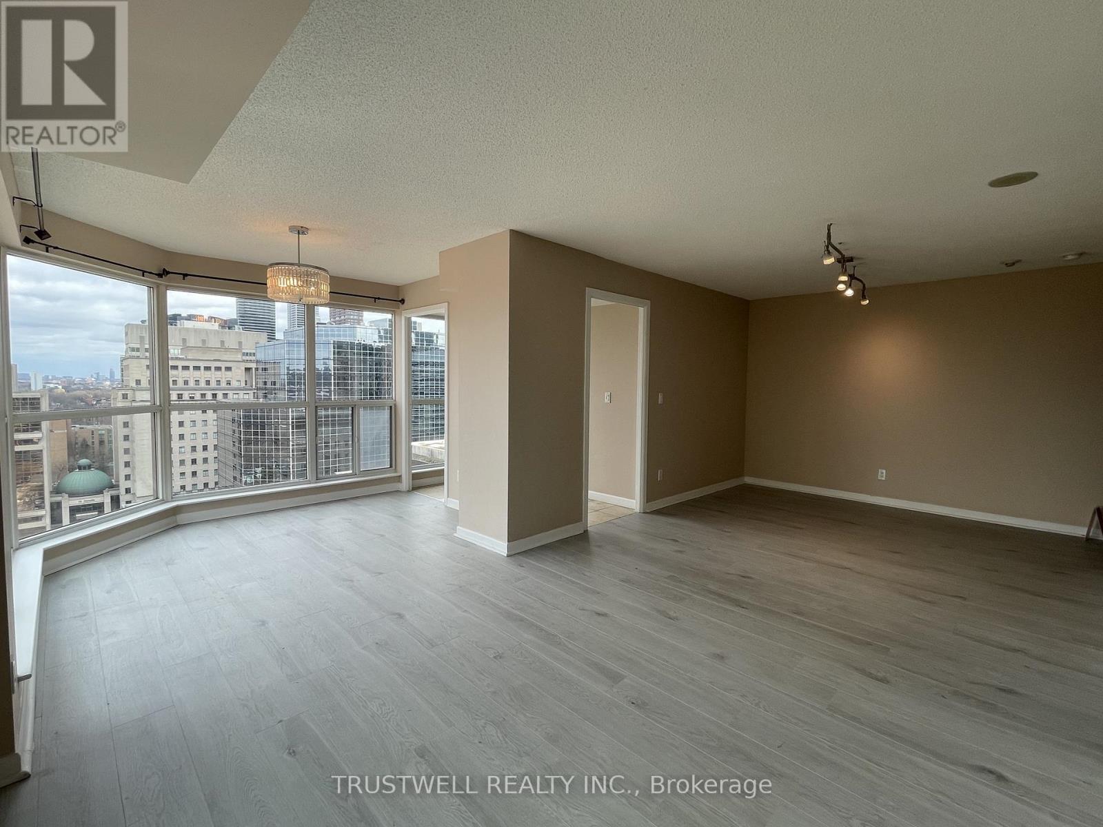 1905 - 8 Park Road, Toronto, Ontario  M4W 3S5 - Photo 4 - C13003518