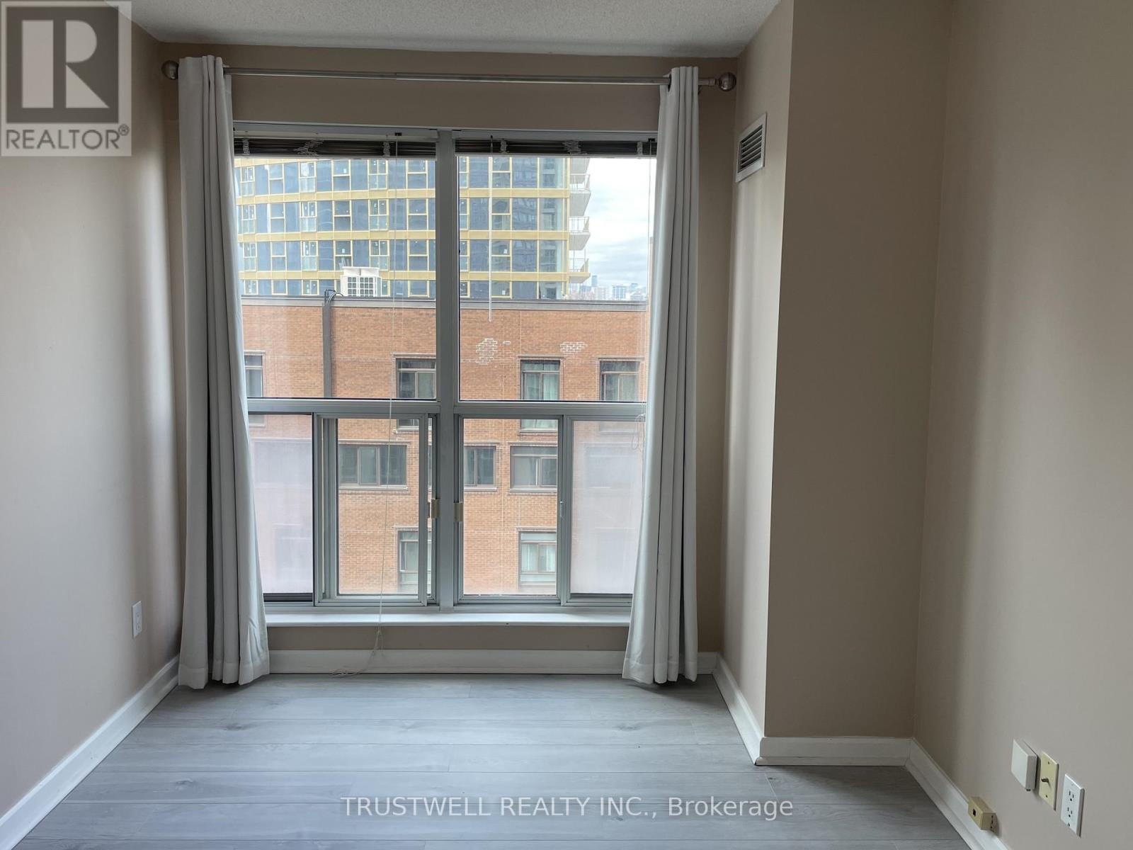 1905 - 8 Park Road, Toronto, Ontario  M4W 3S5 - Photo 9 - C13003518