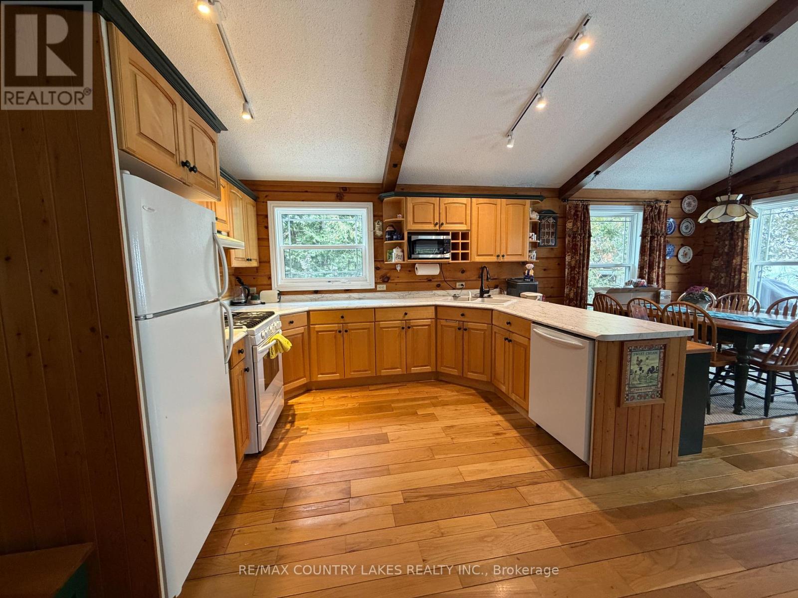 135 Driftwood Shores Road, Kawartha Lakes, Ontario  K0M 2B0 - Photo 10 - X12969144