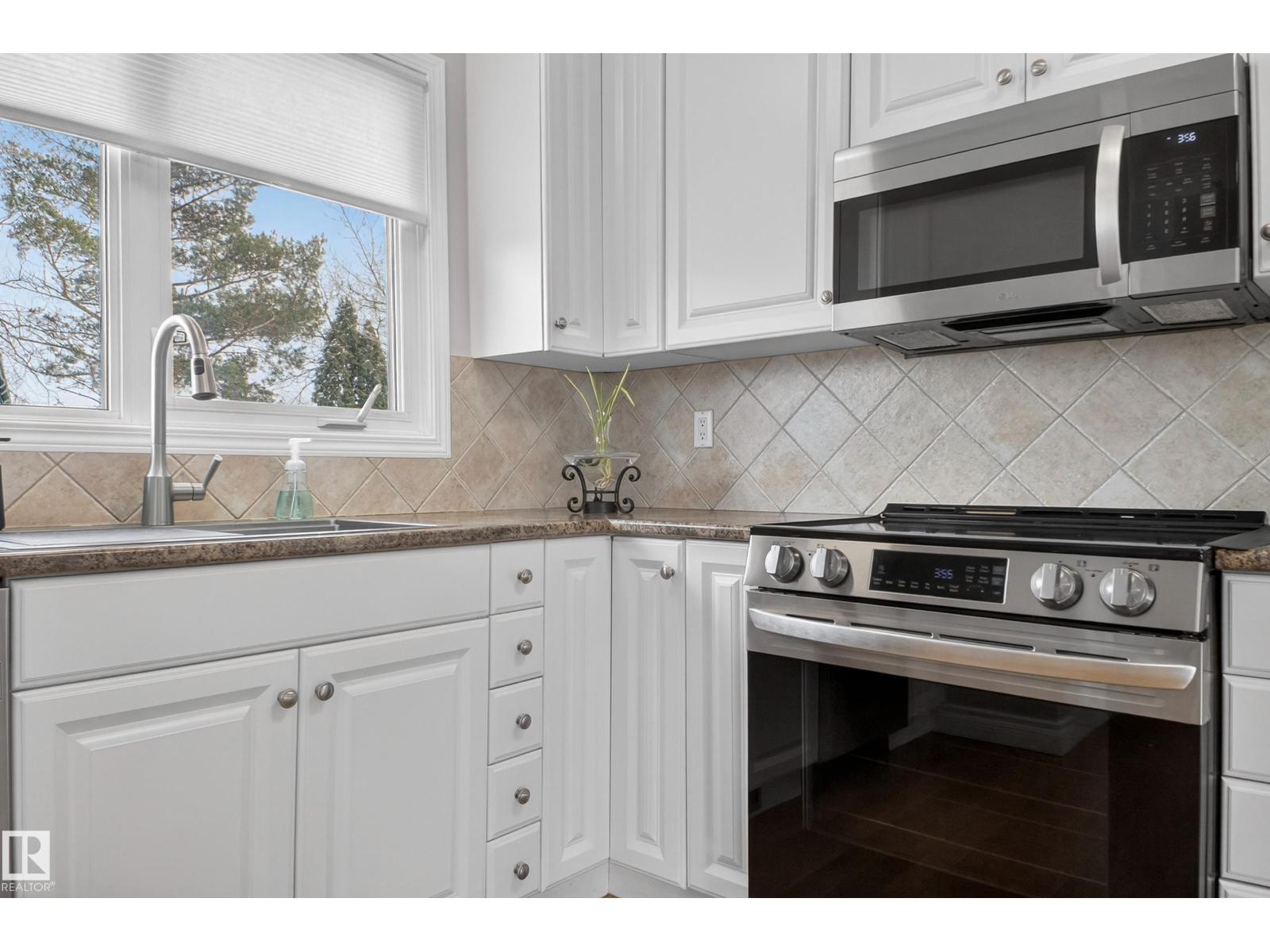 104 Grandin Dr, Morinville, Alberta  T8R 1H5 - Photo 16 - E4482515