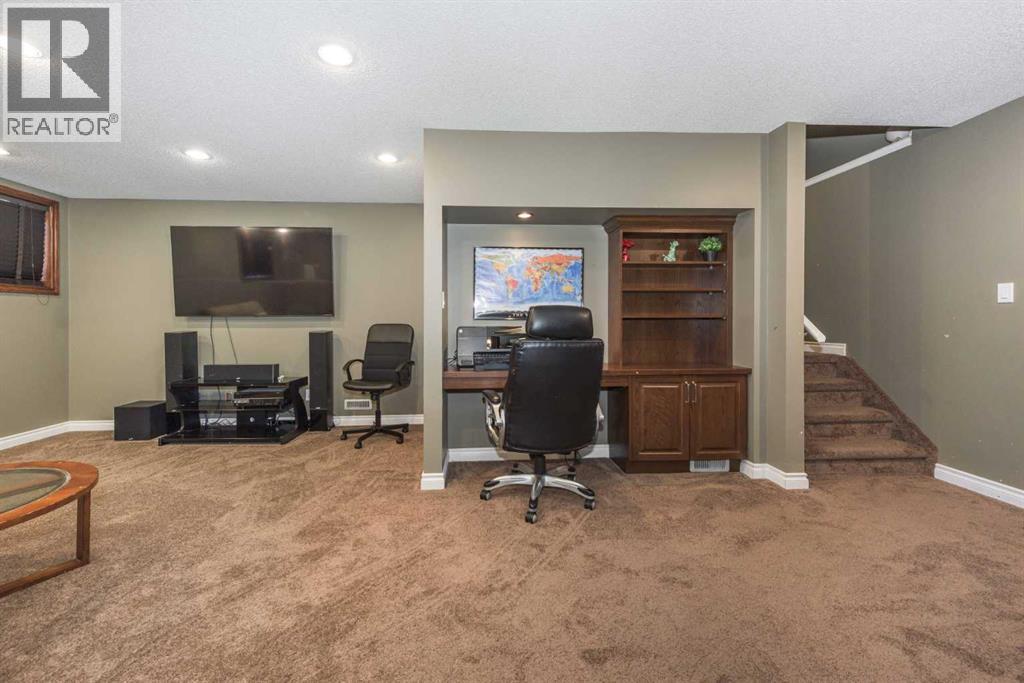 56 Evansbrooke Landing, Calgary, Alberta  T3P 1G5 - Photo 26 - A2301292