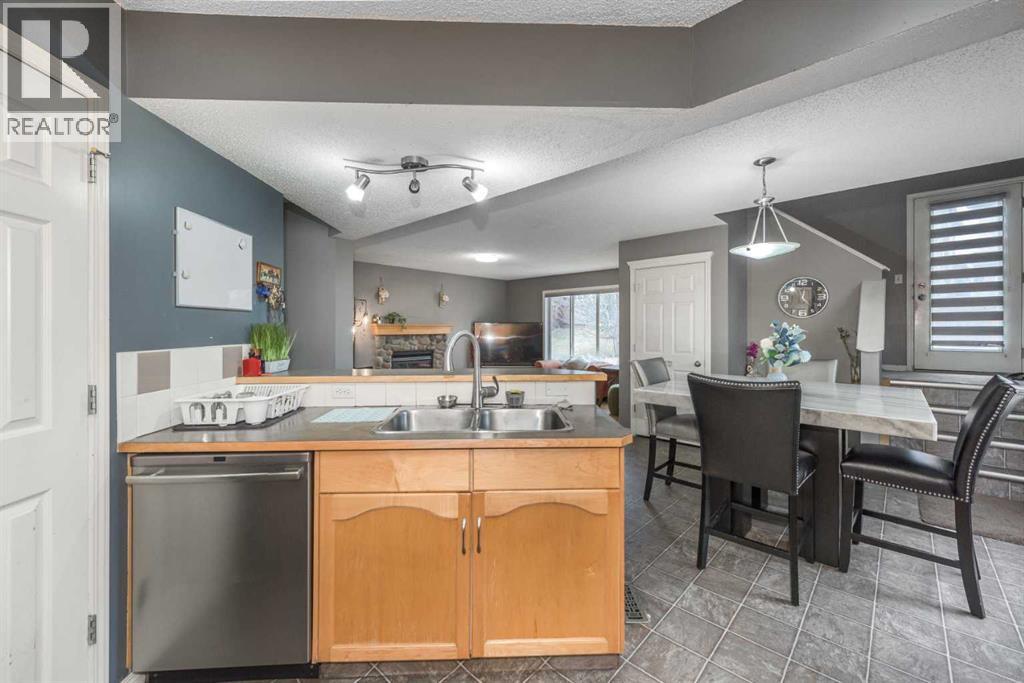 56 Evansbrooke Landing, Calgary, Alberta  T3P 1G5 - Photo 8 - A2301292