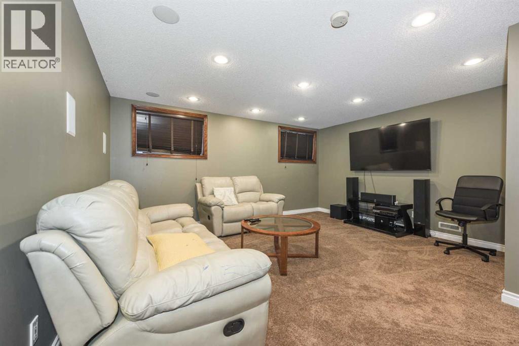 56 Evansbrooke Landing, Calgary, Alberta  T3P 1G5 - Photo 28 - A2301292