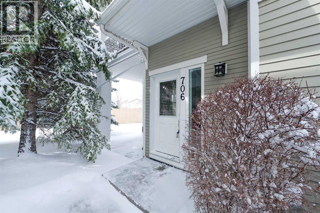706, 281 Cougar Ridge Drive Sw, Calgary, Alberta  T3H 0J3 - Photo 1 - A2302541