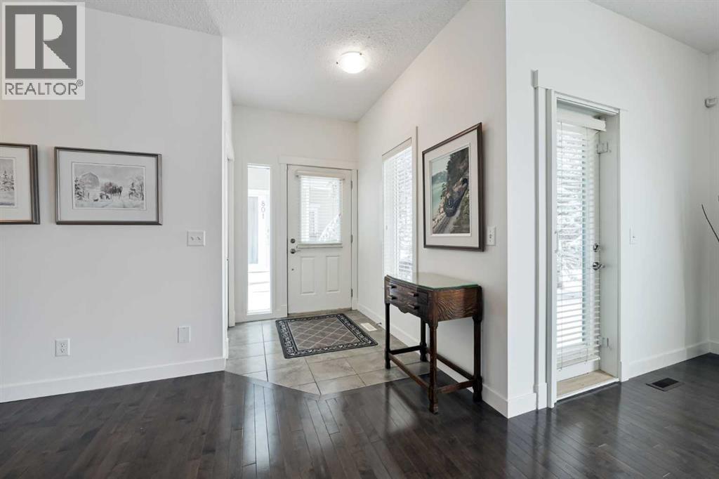 706, 281 Cougar Ridge Drive Sw, Calgary, Alberta  T3H 0J3 - Photo 5 - A2302541